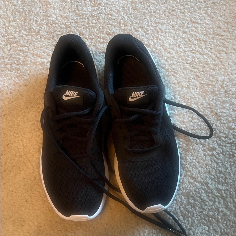 Nike Black and White Running Shoes